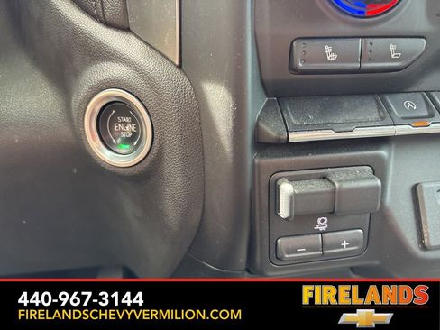 Certified 2021 Chevrolet Silverado 1500 LT w/ Convenience Package II AWD/4WD image 22