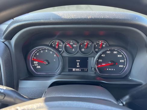 Used 2022 Chevrolet Silverado 1500 W/T w/ WT Value Package AWD/4WD image 18