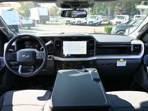 New 2026 Ford F350 XLT w/ XLT Premium Package image 28