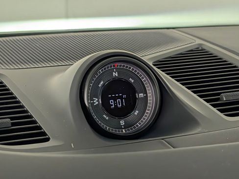 New 2026 Porsche Cayenne image 31