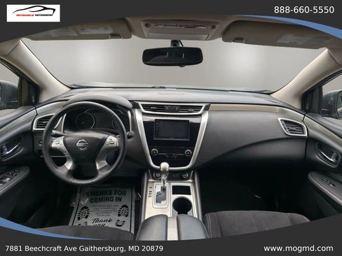 Used 2018 Nissan Murano SV image 26