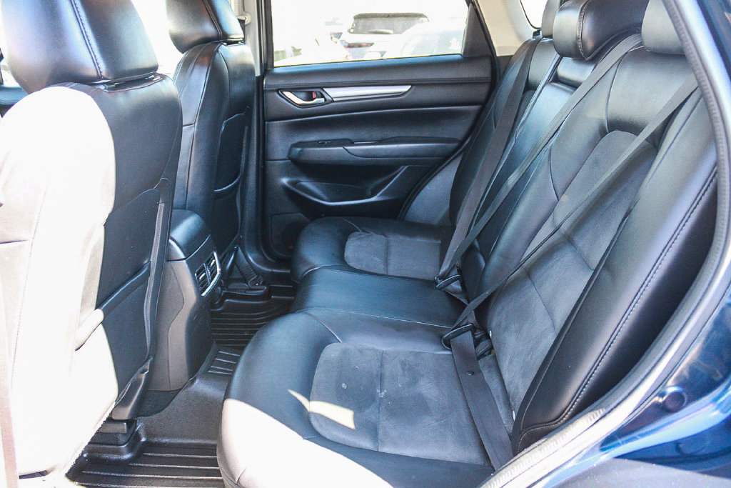 Used 2018 MAZDA CX-5 Touring w/ Preferred Equipment Package FWD image 18