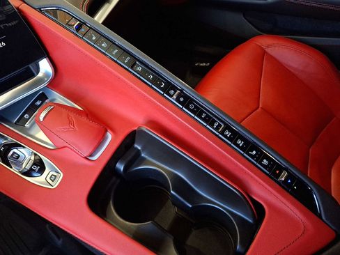 Used 2021 Chevrolet Corvette Stingray Preferred Cpe w/ Z51 Performance Package image 15