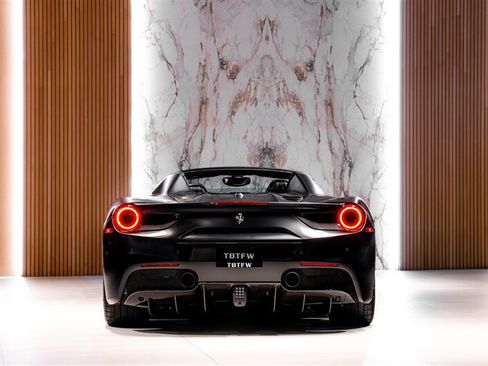 Used 2017 Ferrari 488 Spider RWD image 6