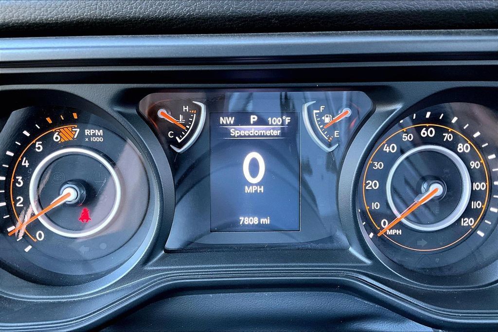 Certified 2025 Jeep Wrangler Sport AWD/4WD image 8