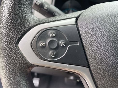 Used 2018 Chevrolet Colorado W/T w/ WT Convenience Package RWD image 8