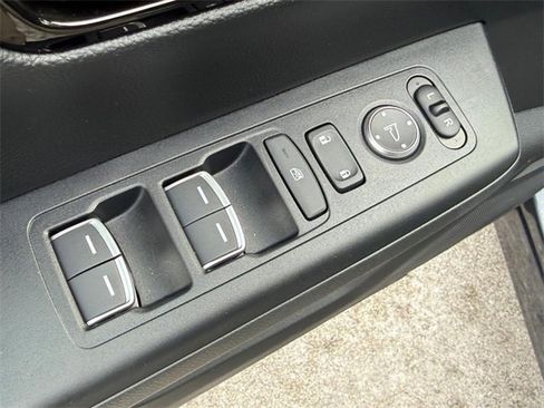 Used 2024 Honda CR-V Sport Touring image 15