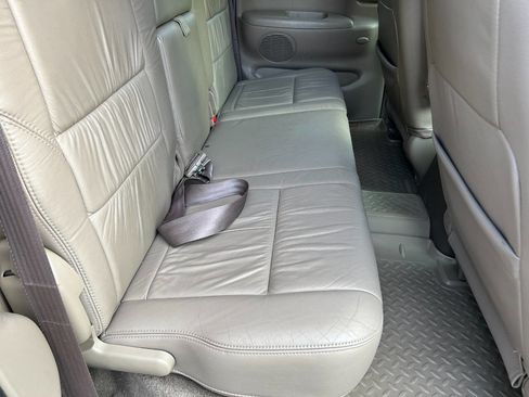 Used 2000 Toyota Tundra Limited image 40