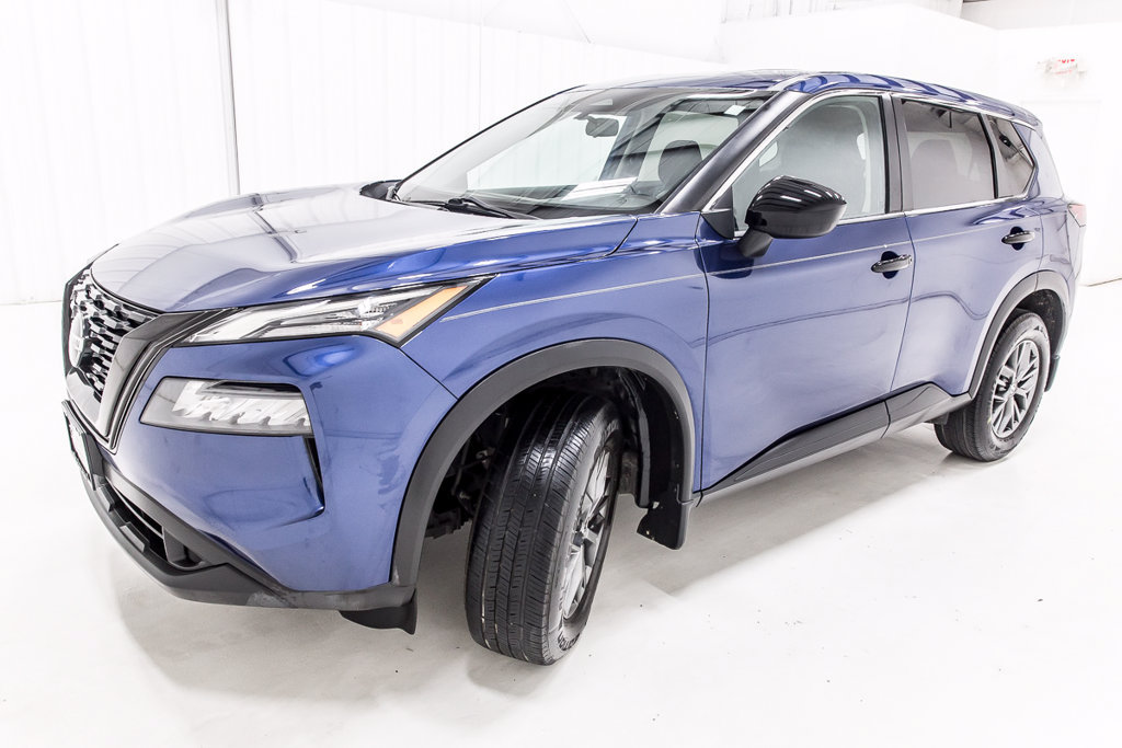 Used 2021 Nissan Rogue S FWD image 2