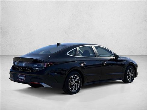 New 2026 Hyundai Sonata Blue image 2