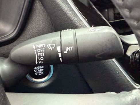 Used 2024 Toyota Corolla SE image 14