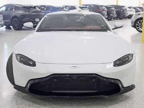Used 2019 Aston Martin V8 Vantage Coupe RWD image 8