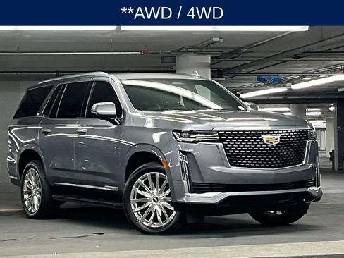 Used 2022 Cadillac Escalade Premium Luxury w/ LPO, Illumination Package image 3