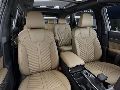 New 2026 Kia Sorento SX Prestige w/ Olive Brown Leather Package AWD/4WD image 15