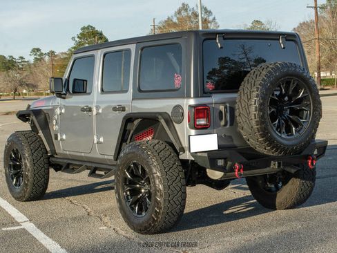 Used 2018 Jeep Wrangler Unlimited Sport S image 6