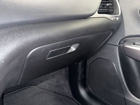 Used 2021 Jeep Cherokee Latitude Lux image 30