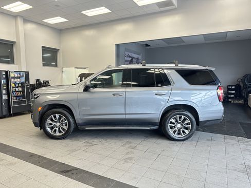 Used 2022 Chevrolet Tahoe LT w/ LT Signature Package image 3