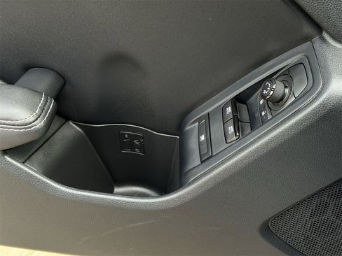 Used 2025 Toyota GR86 Premium image 23