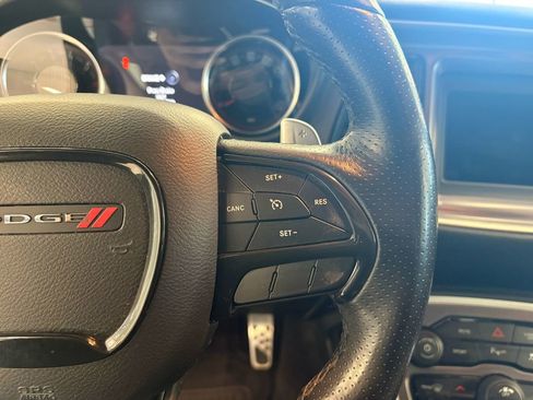 Used 2019 Dodge Challenger R/T image 19