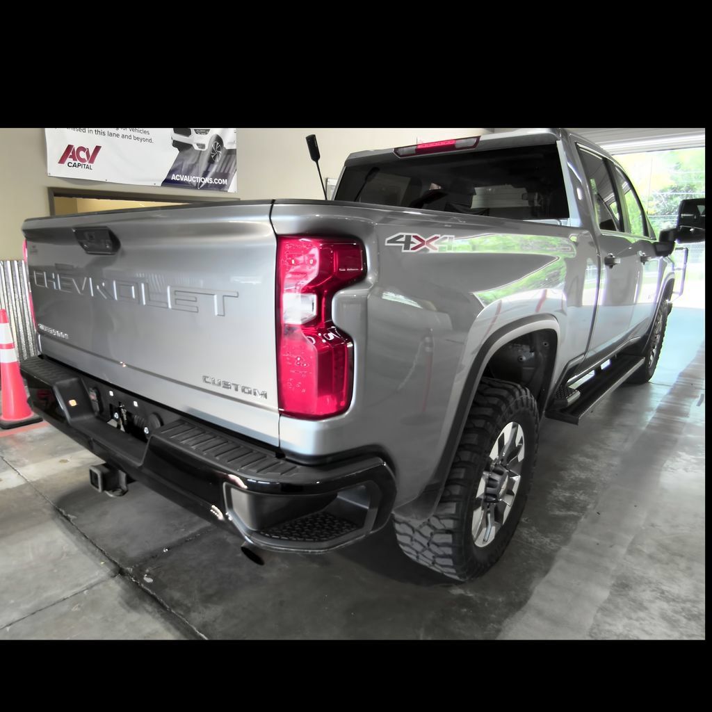 Used 2024 Chevrolet Silverado 2500 Custom w/ Custom Convenience Package AWD/4WD image 12