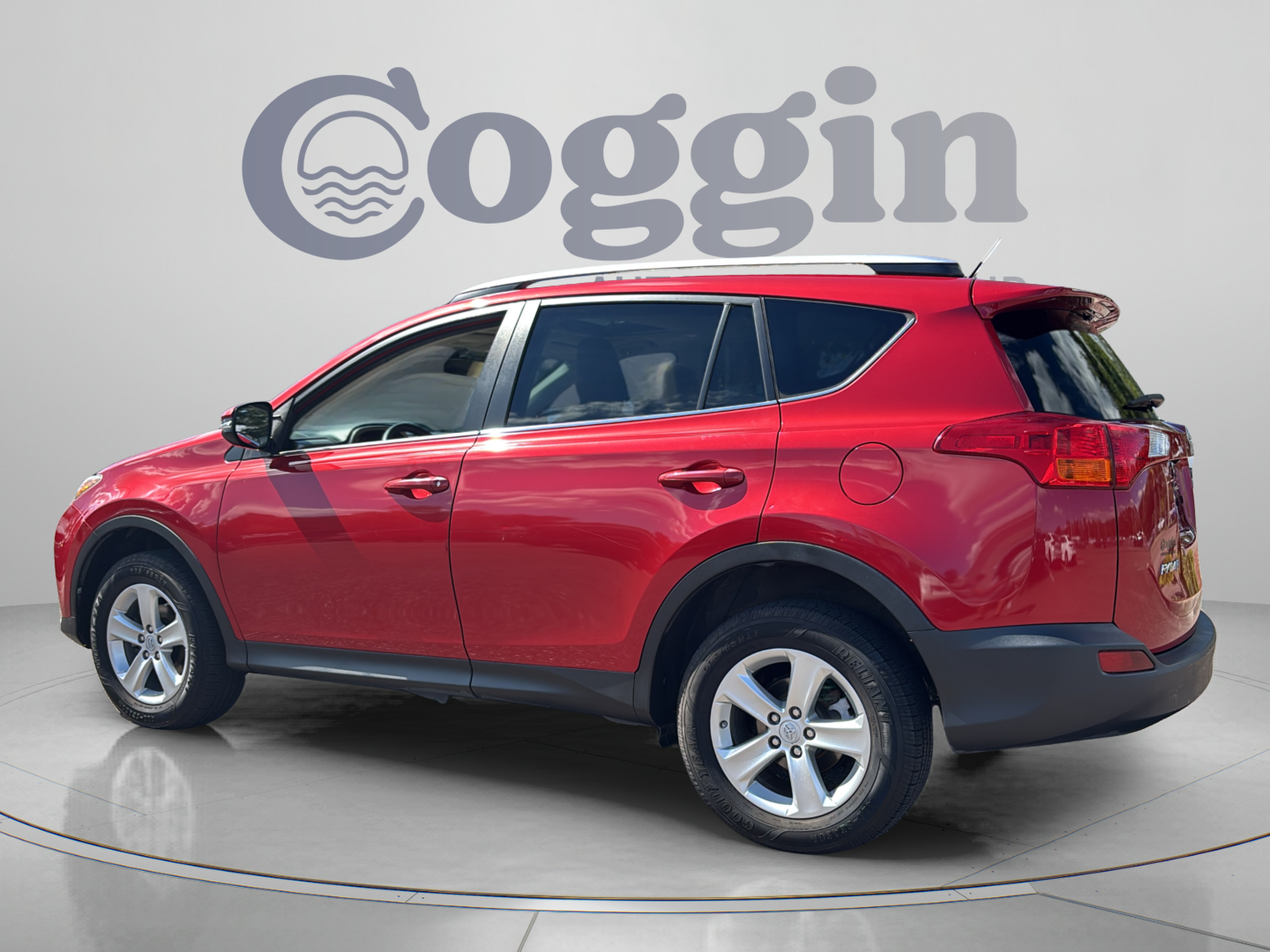 Used 2013 Toyota RAV4 XLE FWD image 13