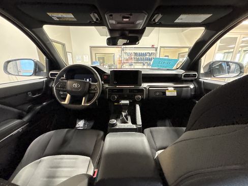 New 2026 Toyota 4Runner 4WD image 23