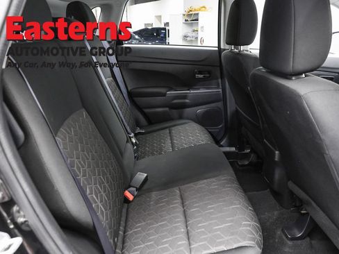 Used 2022 Mitsubishi Outlander Sport ES AWD/4WD image 21