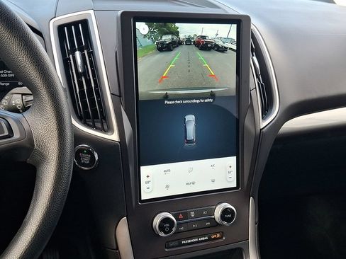 Used 2021 Ford Edge SE AWD/4WD image 18