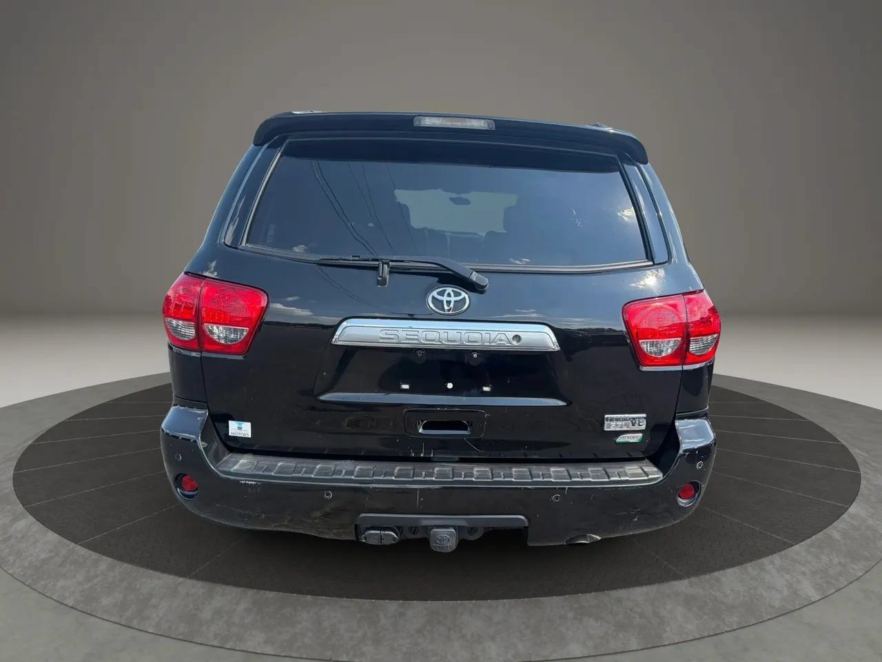 Used 2015 Toyota Sequoia Platinum AWD/4WD image 4