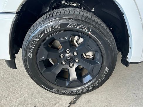 Used 2025 RAM 1500 Big Horn image 25