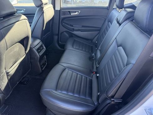 Certified 2022 Ford Edge SEL w/ Convenience Package image 10