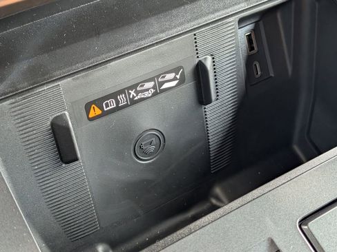 New 2025 GMC Hummer EV 2X AWD/4WD image 22