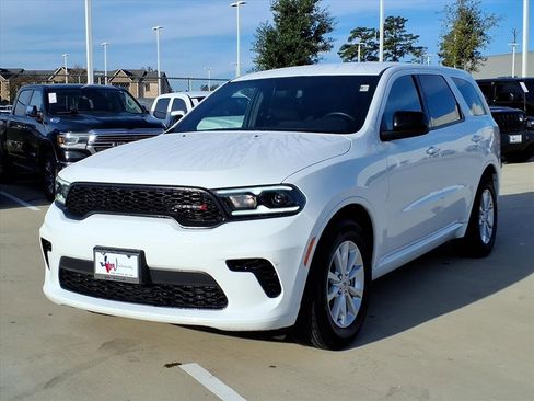 Used 2025 Dodge Durango GT image 3