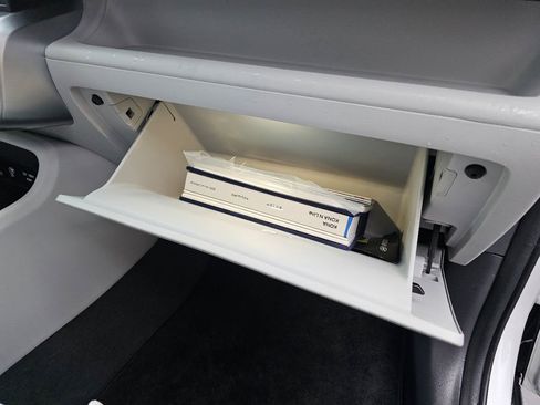 Used 2024 Hyundai Kona SE image 15