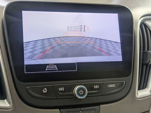 Used 2024 Chevrolet Malibu LT FWD image 21