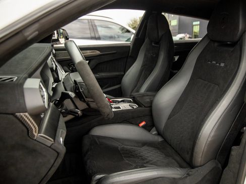 Used 2024 Lamborghini Urus Performante image 27