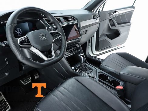 Used 2022 Volkswagen Tiguan SE R-Line AWD/4WD image 58