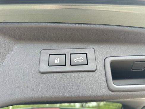 Used 2026 Subaru Outback Premium image 22