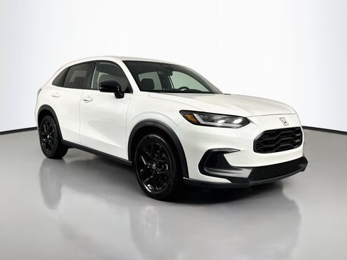 Certified 2024 Honda HR-V Sport image 3