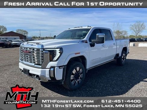 Used 2025 GMC Sierra 2500 Denali w/ Denali Reserve Package AWD/4WD image 6