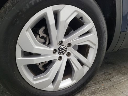 Used 2023 Volkswagen Atlas SE image 31