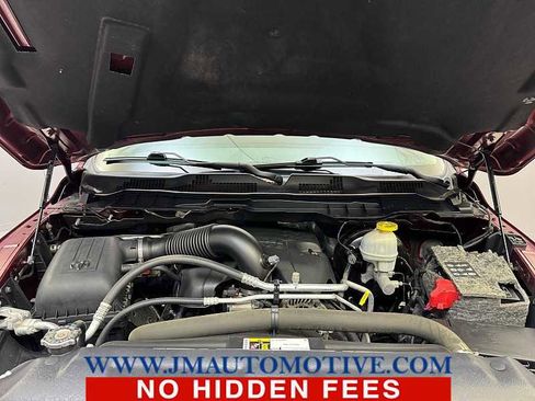 Used 2017 RAM 1500 Express w/ Express Value Package AWD/4WD image 10