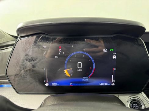 Used 2026 Chevrolet Trax LT FWD image 14