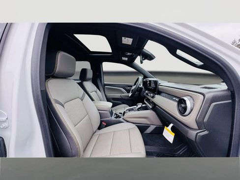 New 2026 Chevrolet Colorado ZR2 w/ Technology Package image 6