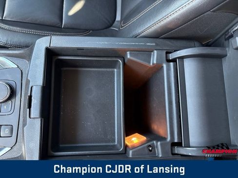 Used 2020 Chevrolet Traverse RS w/ LPO, Floor Liner Package FWD image 36