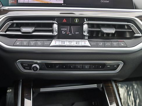 Used 2019 BMW X7 xDrive50i w/ Dynamic Handling Package image 29