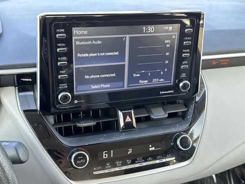 Used 2021 Toyota Corolla LE image 26