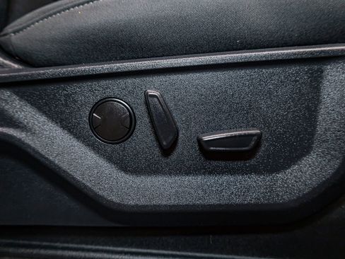 Used 2022 Ford F150 XLT w/ Equipment Group 302A High image 30