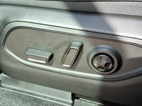 New 2026 Jeep Grand Cherokee L Limited AWD/4WD image 8
