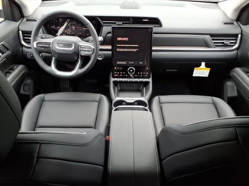 New 2026 GMC Terrain Denali w/ LPO, Floor Liner Package image 11